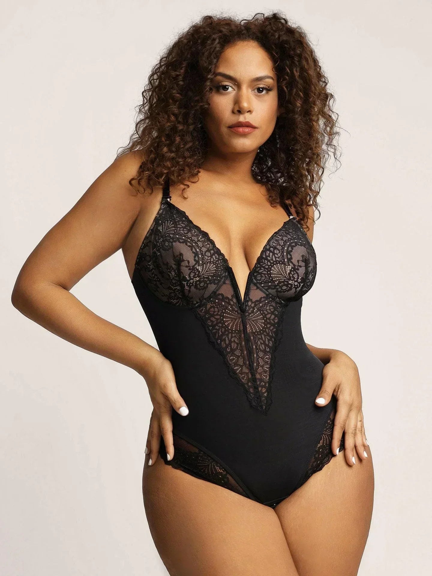 LALUNA® |  BODYSUIT MET DIEPE V-HALS